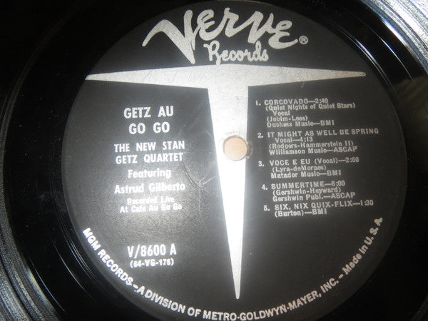 The New Stan Getz Quartet Featuring Astrud Gilberto : Getz Au Go Go (LP, Album, Mono, Gat)
