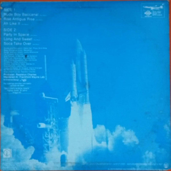 Swallow (4) : Party In Space (LP, Album)