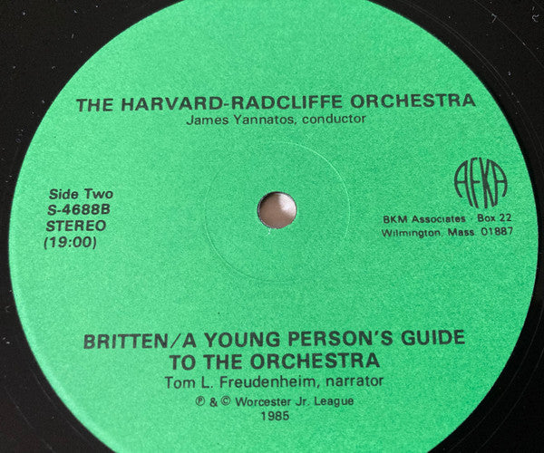 Harvard-Radcliffe Orchestra, James Yannatos, Robert J. Lurtsema, Tom L. Freudenheim : Peter And The Wolf / Young Person’s Guide To The Orchestra (LP, Album)