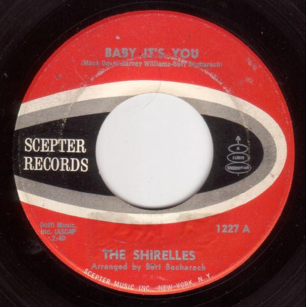 The Shirelles : Baby It's You / The Things I Want To Hear (Pretty Words) (7", Single)