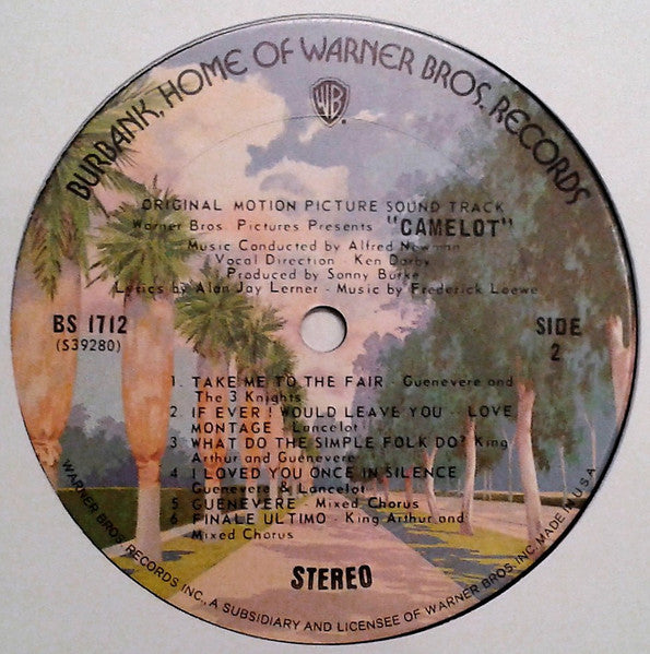 Lerner & Loewe / Richard Harris, Vanessa Redgrave, Franco Nero, David Hemmings, Lionel Jeffries, Laurence Naismith : Camelot (Original Motion Picture Sound Track) (LP, Album, RE, Ter)