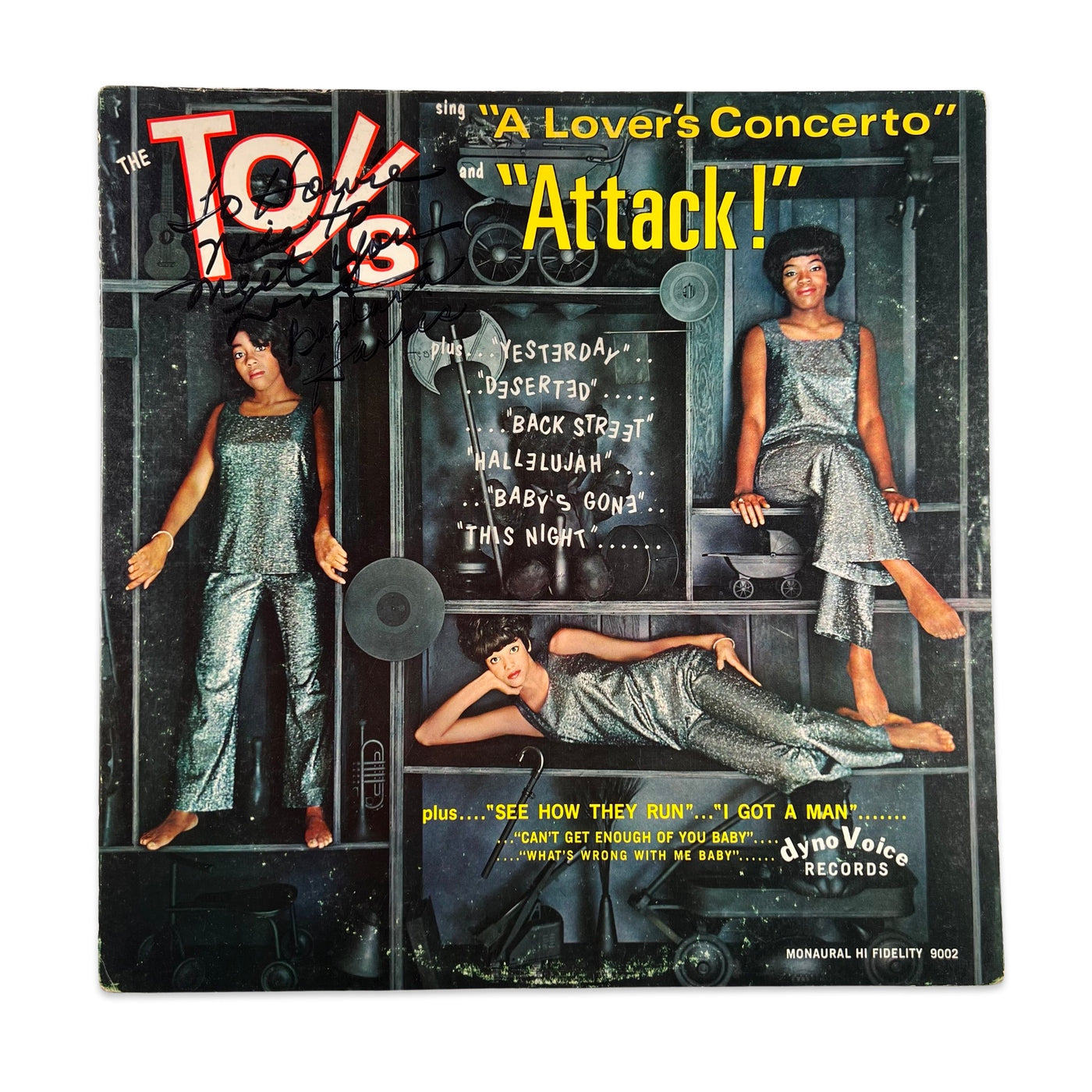 The Toys – The Toys Sing "A Lover's Concerto" And "Attack"
