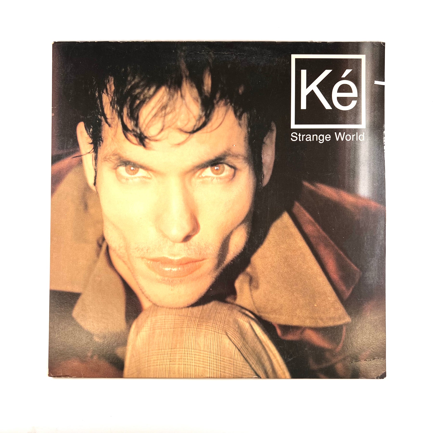 Ké Strange World Turntable Revival