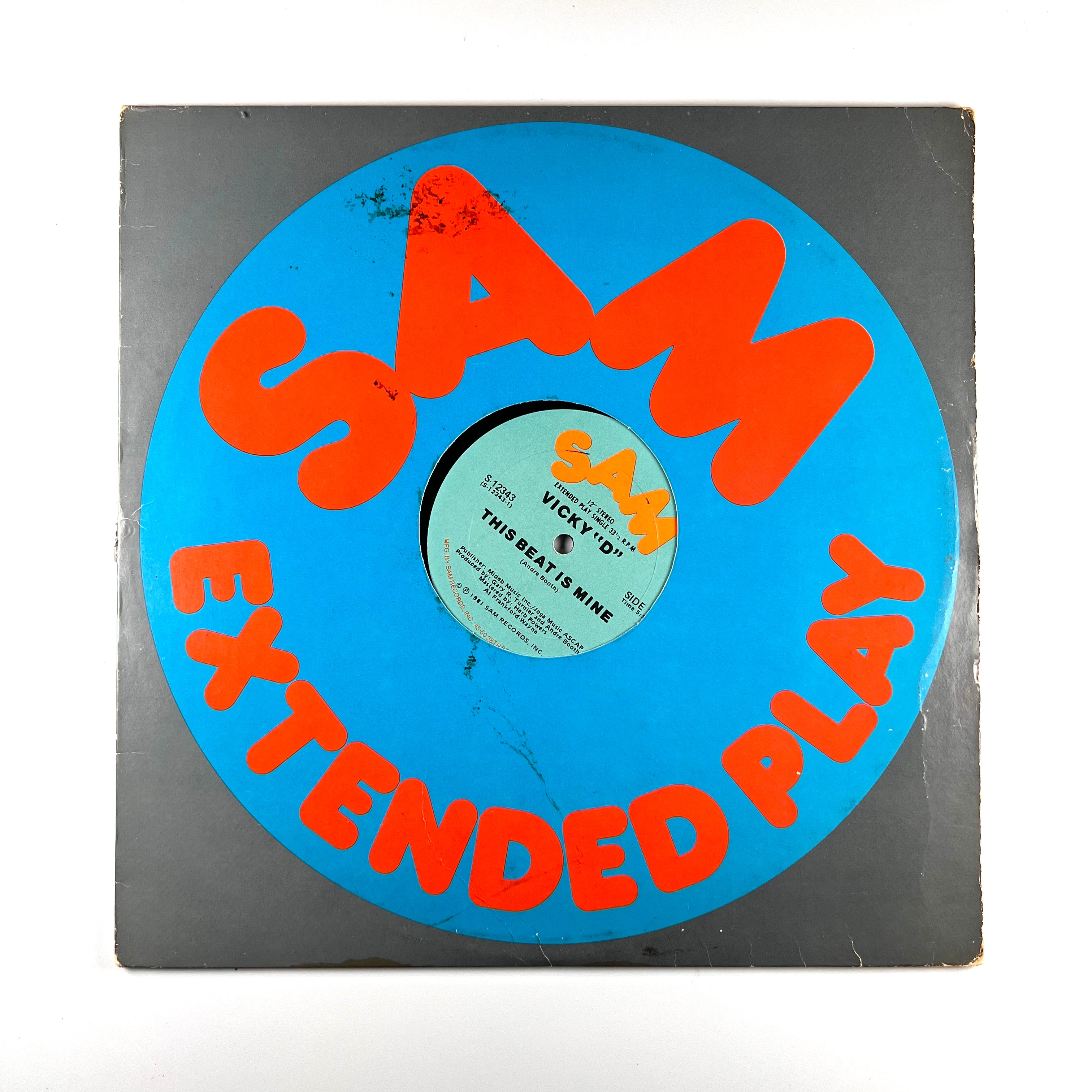 Vicky "D" This Beat Is Mine Turntable Revival